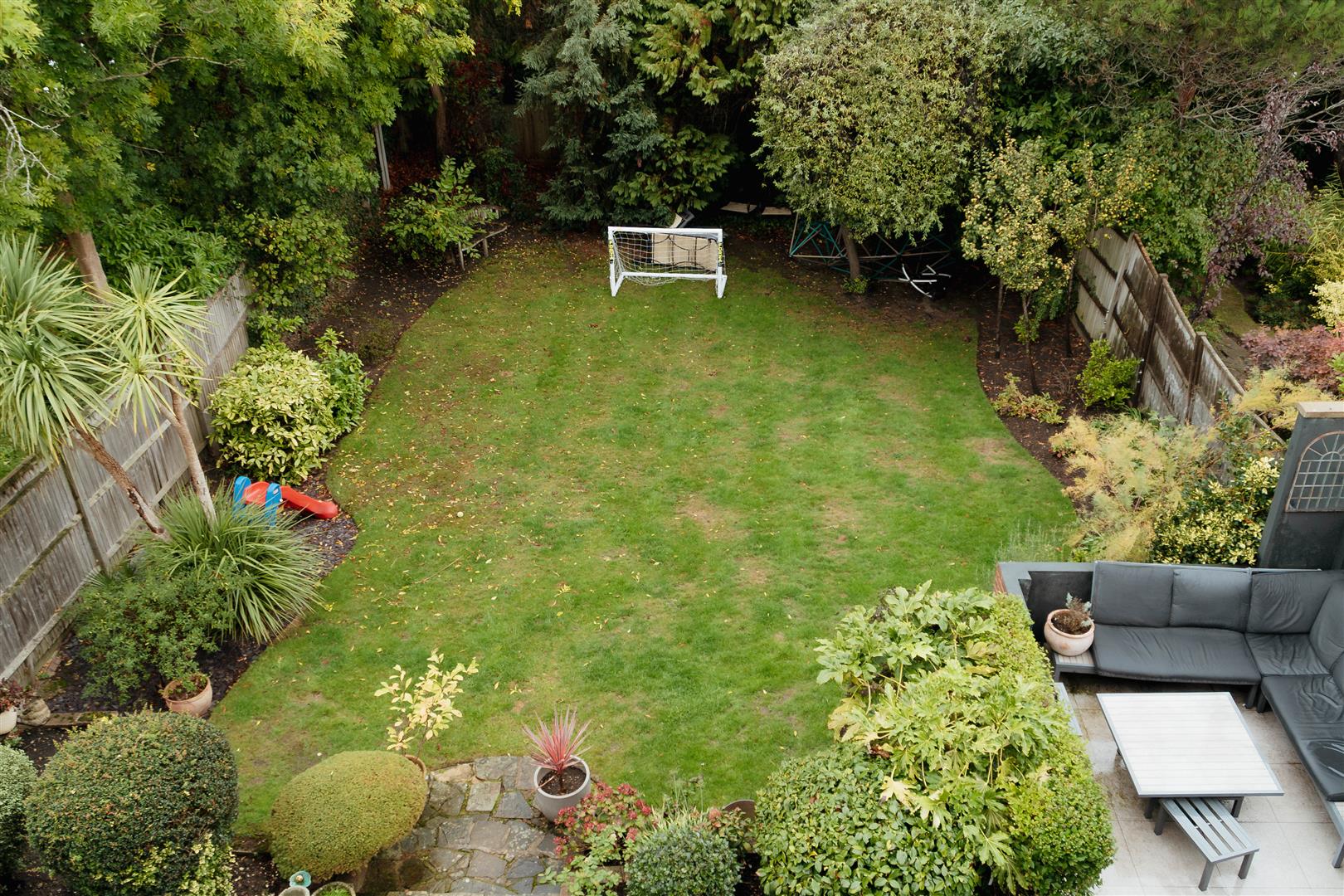 Hendon Lane, Finchley, London